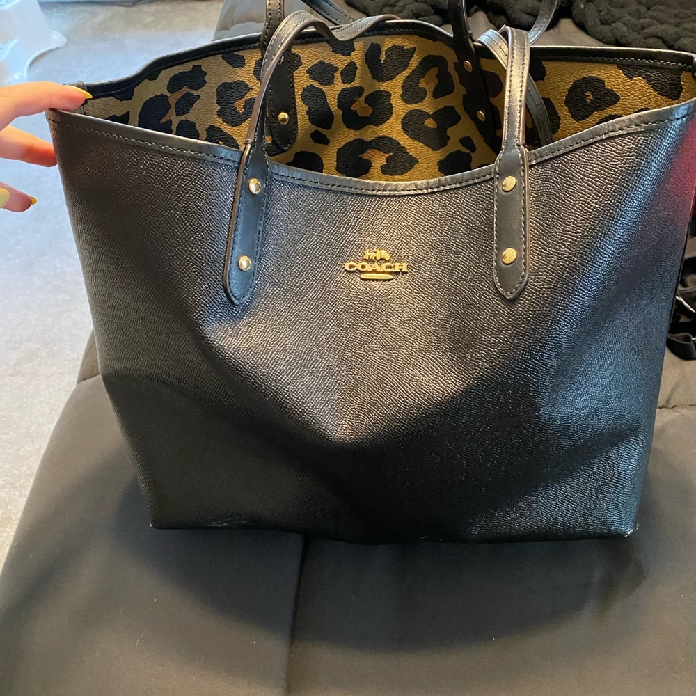 Reversible coach tote bag
